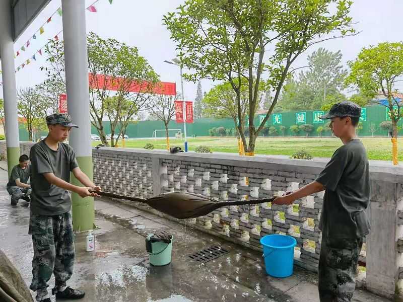 安徽池州哪里有的问题少年学校 (图2)